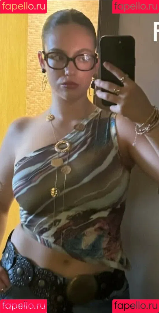 Allie Sherlock / alliesherlock Onlyfans Photo Gallery 