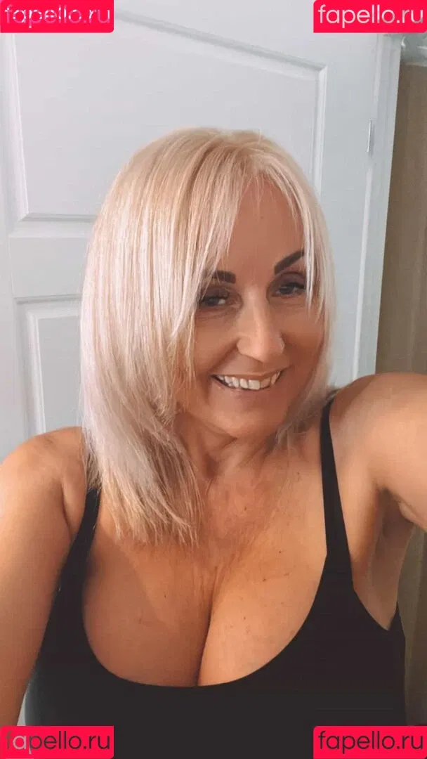 Jan Burton / https: / jan_burton1 / janburton Onlyfans Photo Gallery 