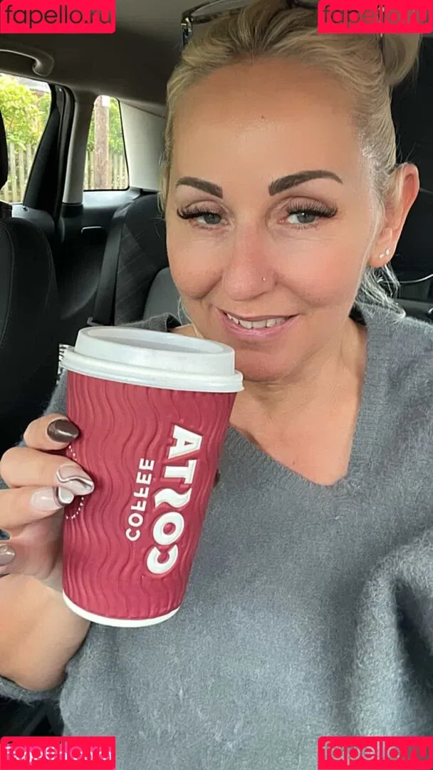 Jan Burton / https: / jan_burton1 / janburton Onlyfans Photo Gallery 