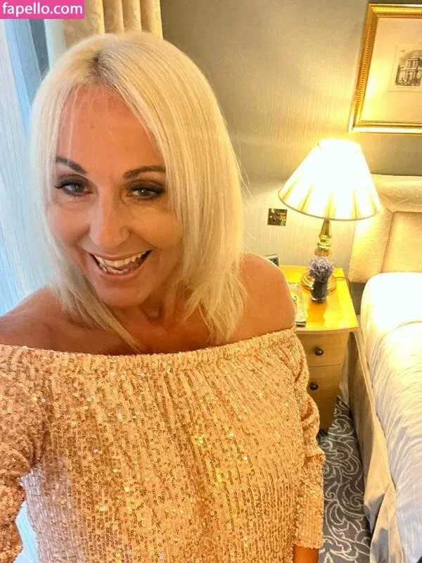 Jan Burton / https: / jan_burton1 / janburton Onlyfans Photo Gallery 