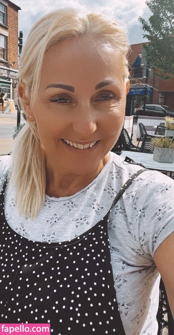 Jan Burton / https: / jan_burton1 / janburton Onlyfans Photo Gallery 