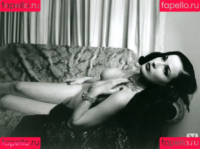 Dita Von Teese / Ditavonteese / creepy___spice Onlyfans Photo Gallery 