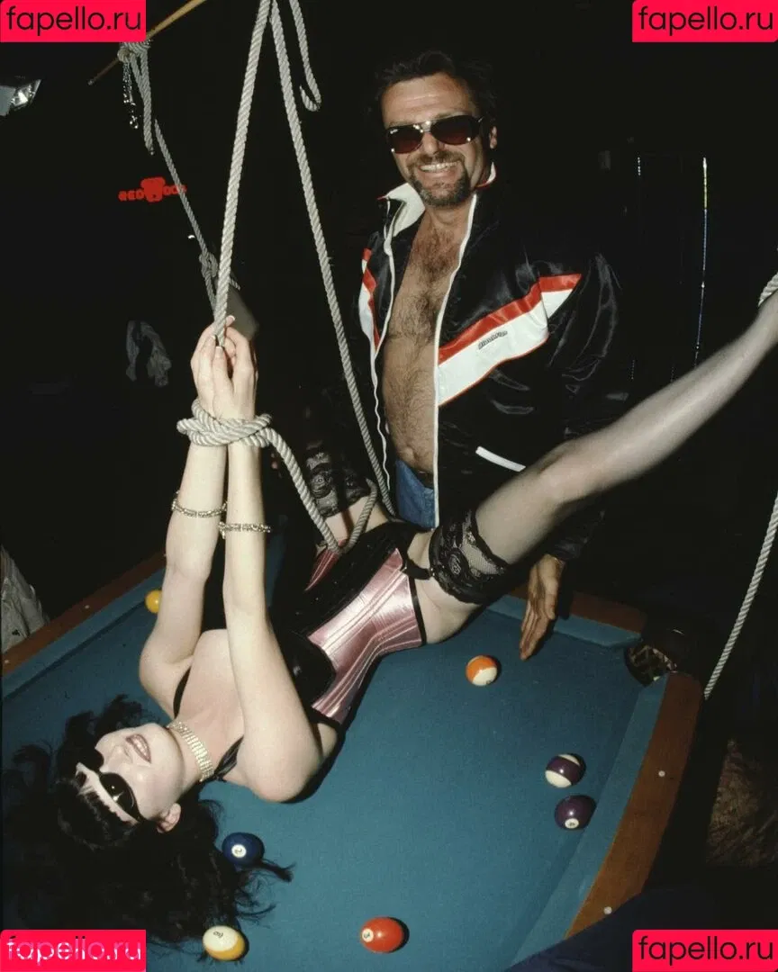 Dita Von Teese / Ditavonteese / creepy___spice Onlyfans Photo Gallery 