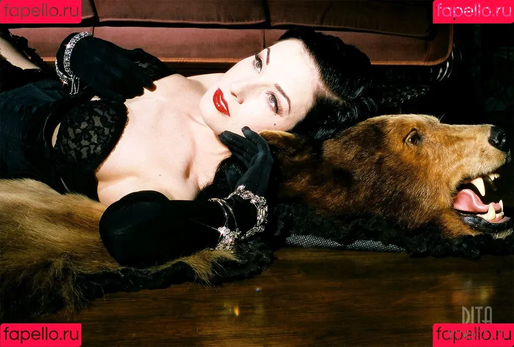 Dita Von Teese / Ditavonteese / creepy___spice Onlyfans Photo Gallery 