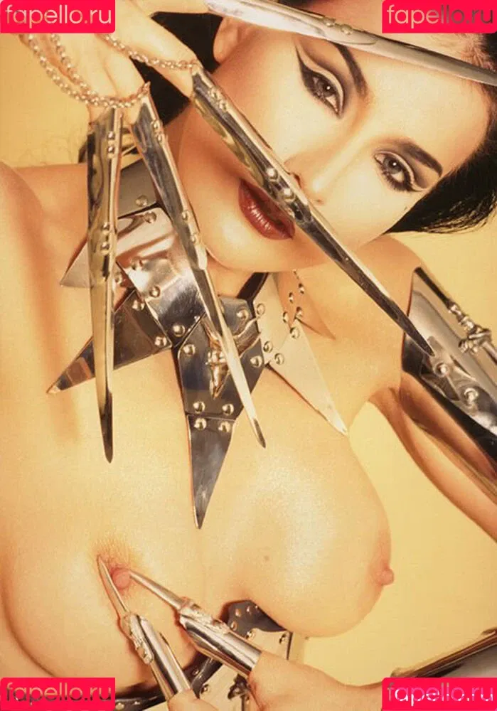 Dita Von Teese / Ditavonteese / creepy___spice Onlyfans Photo Gallery 