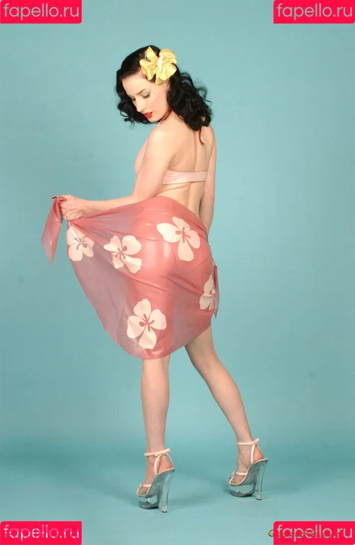 Dita Von Teese / Ditavonteese / creepy___spice Onlyfans Photo Gallery 
