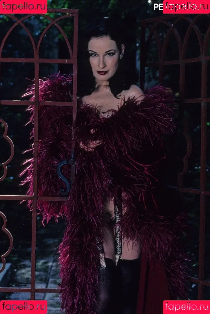 Dita Von Teese / Ditavonteese / creepy___spice Onlyfans Photo Gallery 