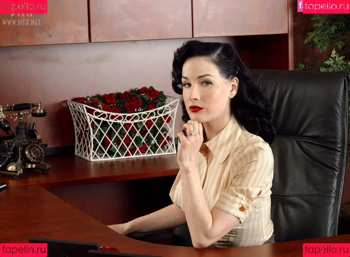 Dita Von Teese / Ditavonteese / creepy___spice Onlyfans Photo Gallery 