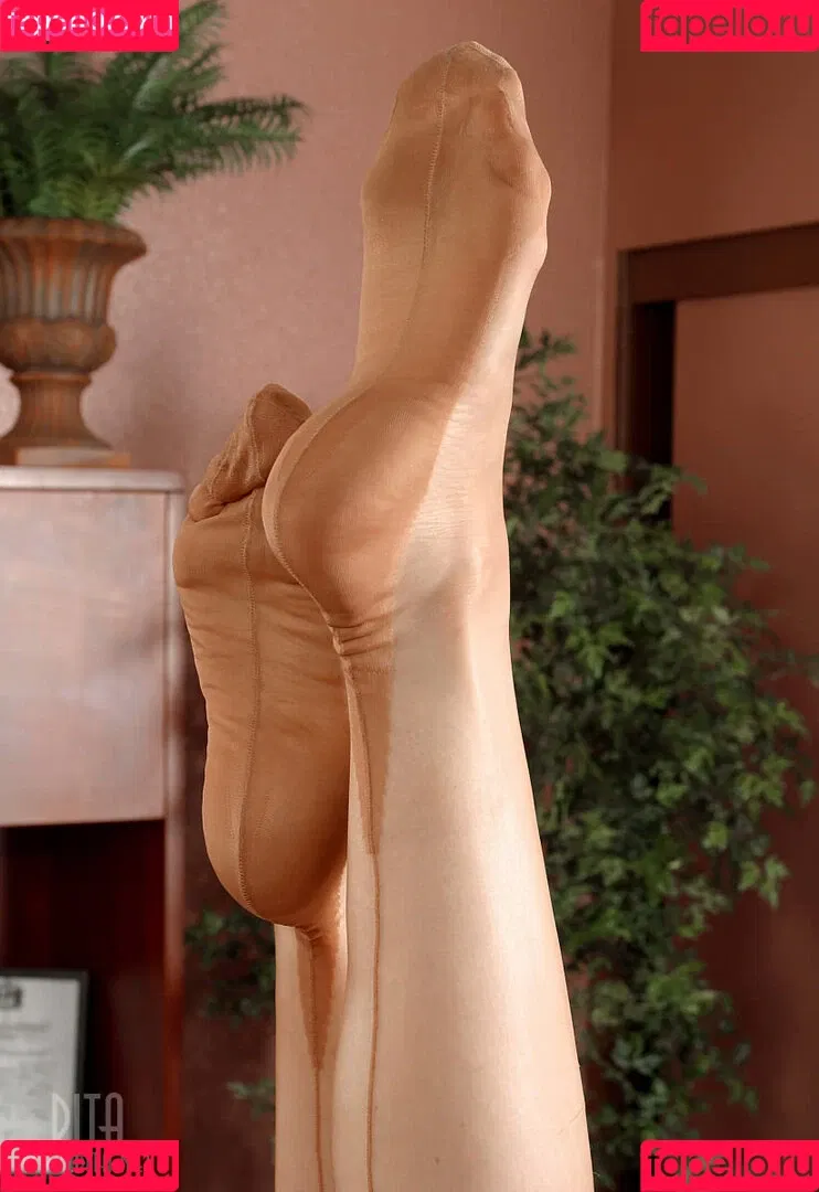 Dita Von Teese / Ditavonteese / creepy___spice Onlyfans Photo Gallery 