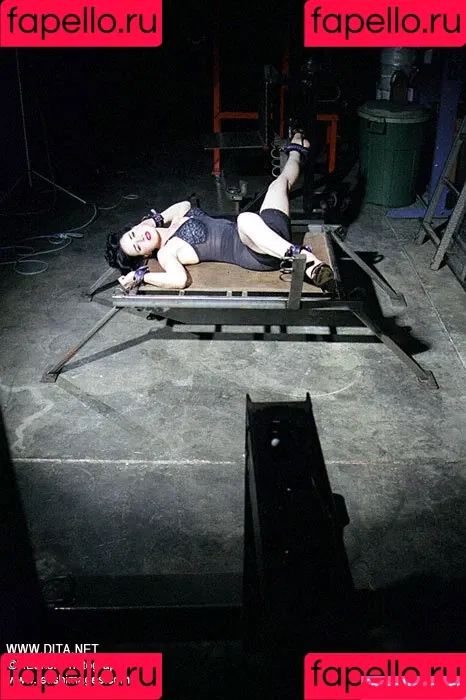 Dita Von Teese / Ditavonteese / creepy___spice Onlyfans Photo Gallery 