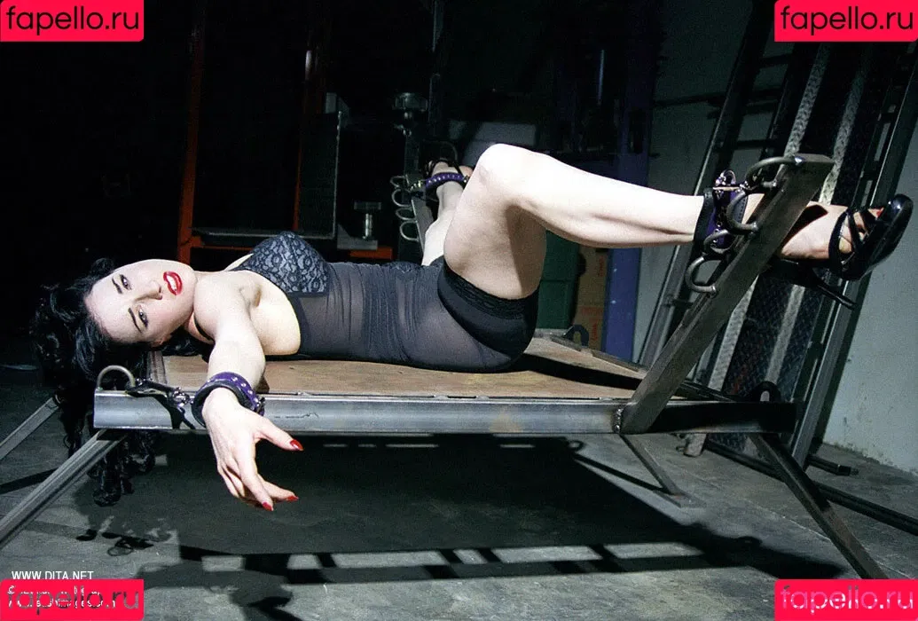 Dita Von Teese / Ditavonteese / creepy___spice Onlyfans Photo Gallery 