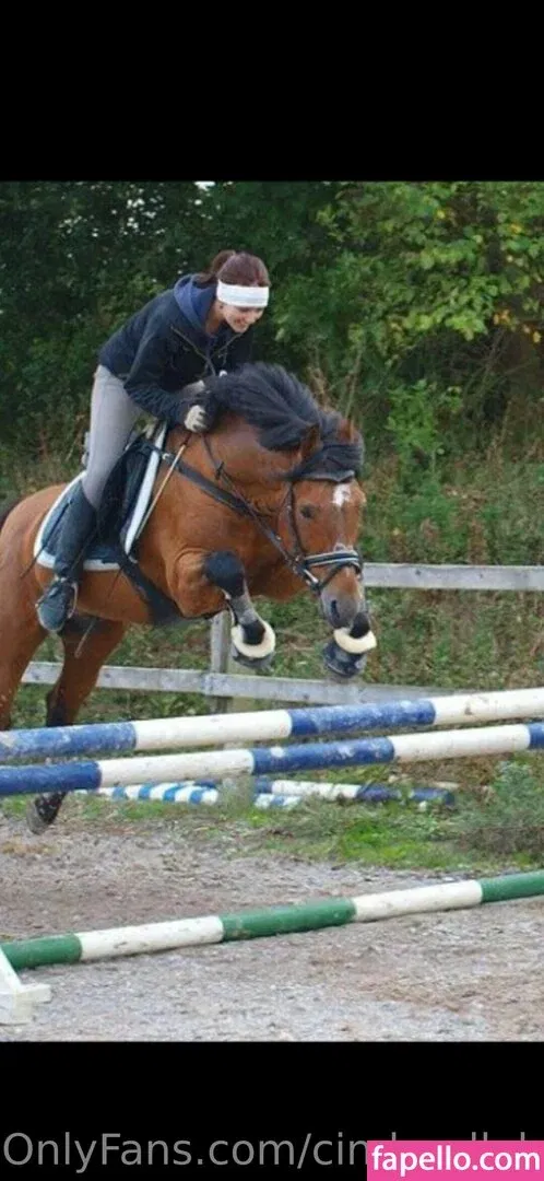 cindarellaa__ / cindarellalou Onlyfans Photo Gallery 