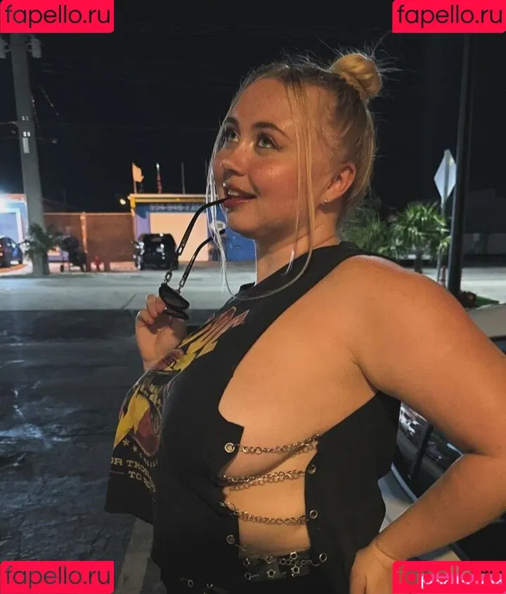 Niki Peacock / presidentniki Onlyfans Photo Gallery 