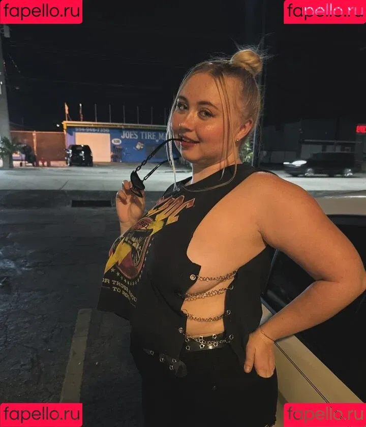 Niki Peacock / presidentniki Onlyfans Photo Gallery 