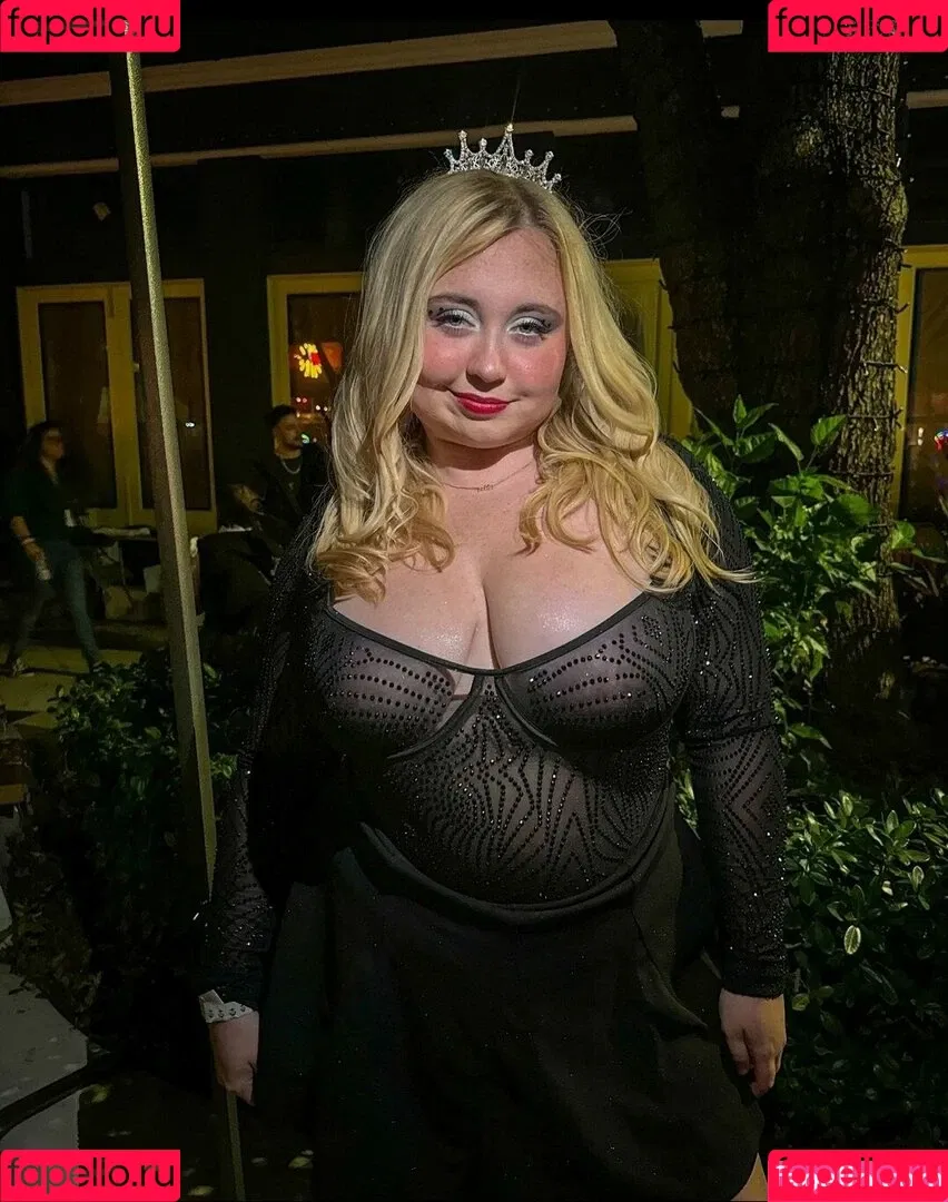 Niki Peacock / presidentniki Onlyfans Photo Gallery 