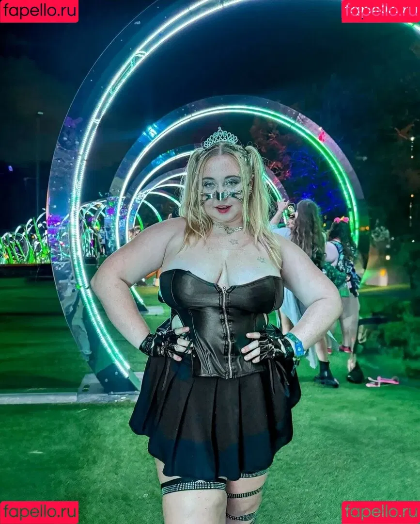 Niki Peacock / presidentniki Onlyfans Photo Gallery 