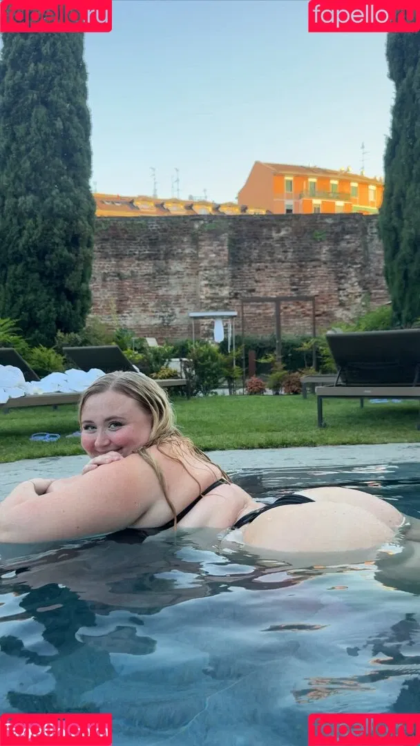 Niki Peacock / presidentniki Onlyfans Photo Gallery 