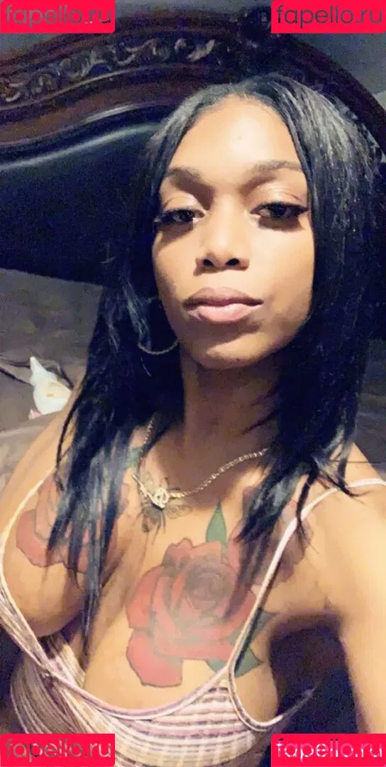 fatbootytranny Onlyfans Photo Gallery 