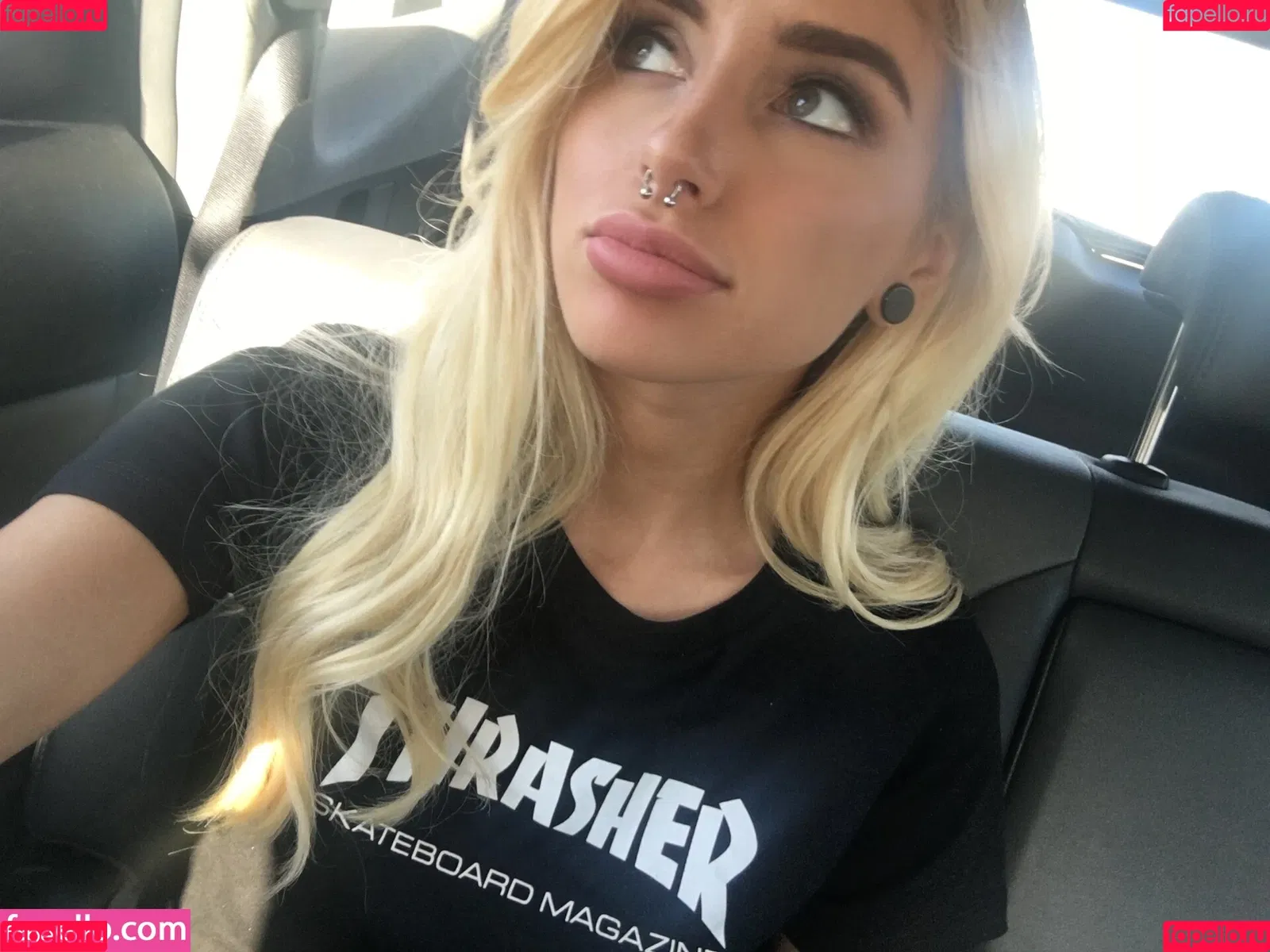 Lissapolooza / Naomi Woods / naomiwoods.official Onlyfans Photo Gallery 