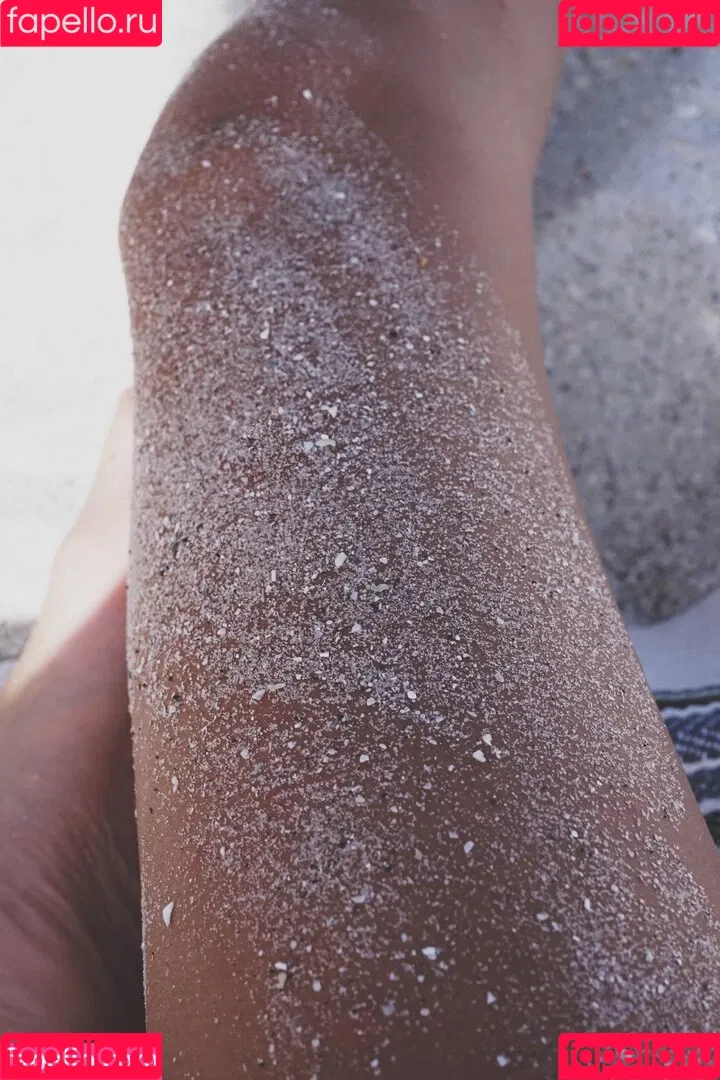 Lissapolooza / Naomi Woods / naomiwoods.official Onlyfans Photo Gallery 