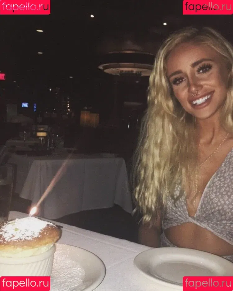 Lissapolooza / Naomi Woods / naomiwoods.official Onlyfans Photo Gallery 