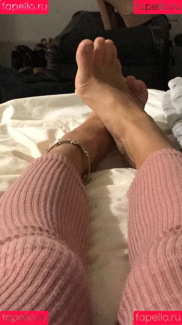 Lissapolooza / Naomi Woods / naomiwoods.official Onlyfans Photo Gallery 