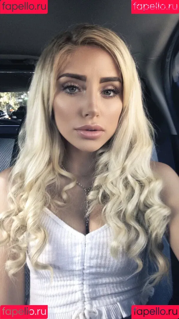Lissapolooza / Naomi Woods / naomiwoods.official Onlyfans Photo Gallery 