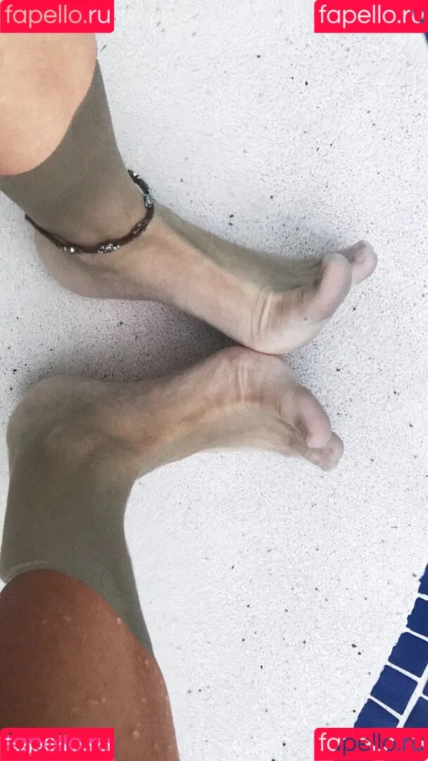 Lissapolooza / Naomi Woods / naomiwoods.official Onlyfans Photo Gallery 