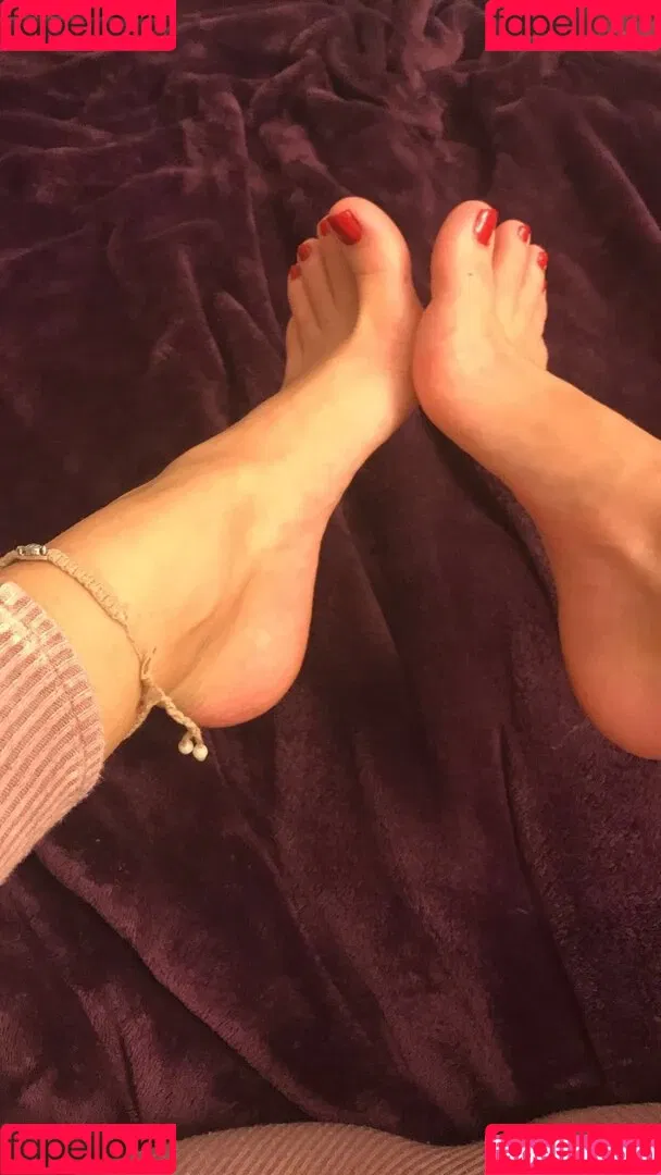 Lissapolooza / Naomi Woods / naomiwoods.official Onlyfans Photo Gallery 