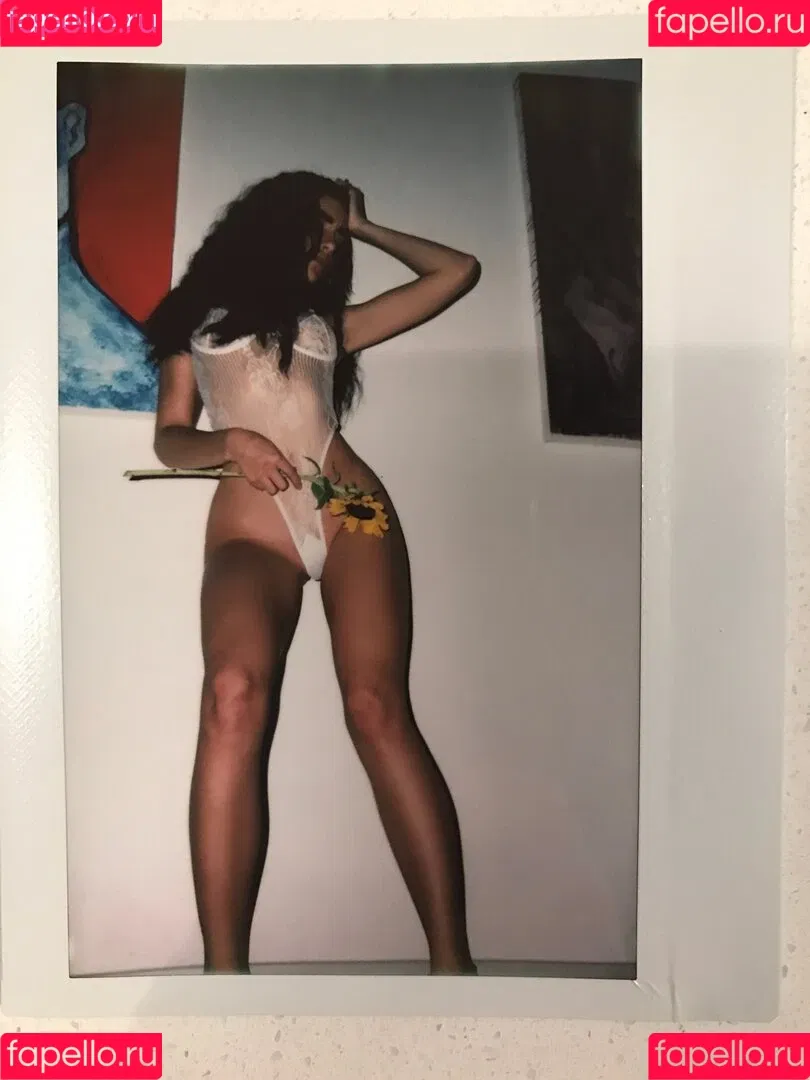 Lissapolooza / Naomi Woods / naomiwoods.official Onlyfans Photo Gallery 