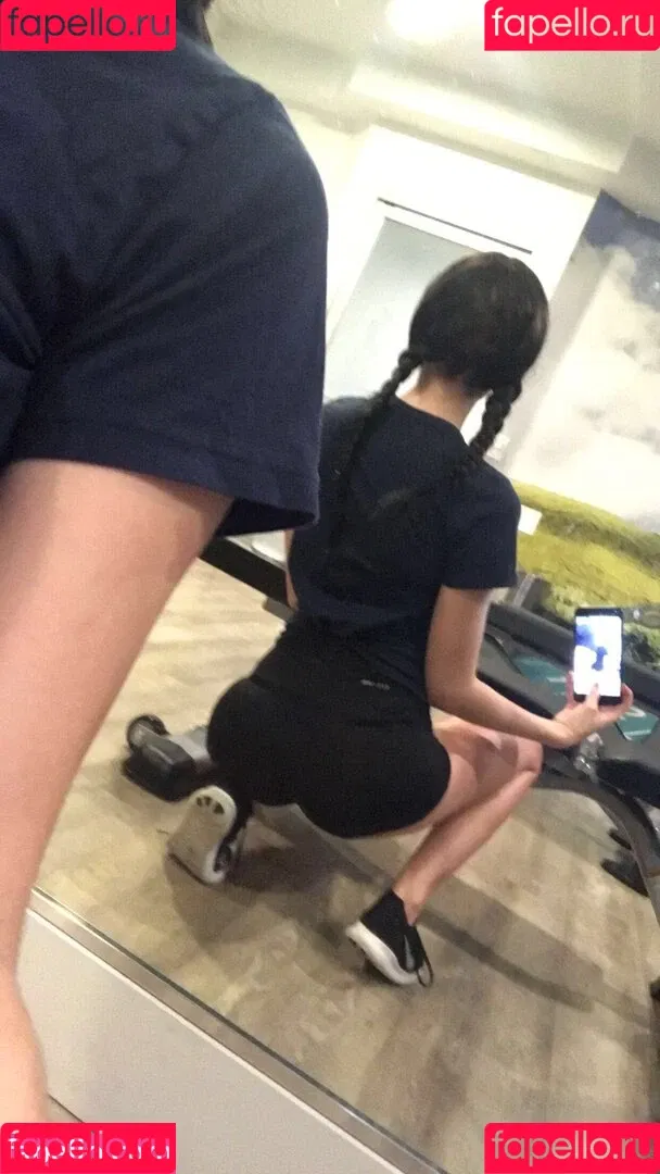 Lissapolooza / Naomi Woods / naomiwoods.official Onlyfans Photo Gallery 