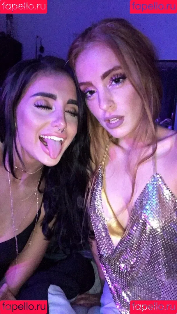 Lissapolooza / Naomi Woods / naomiwoods.official Onlyfans Photo Gallery 