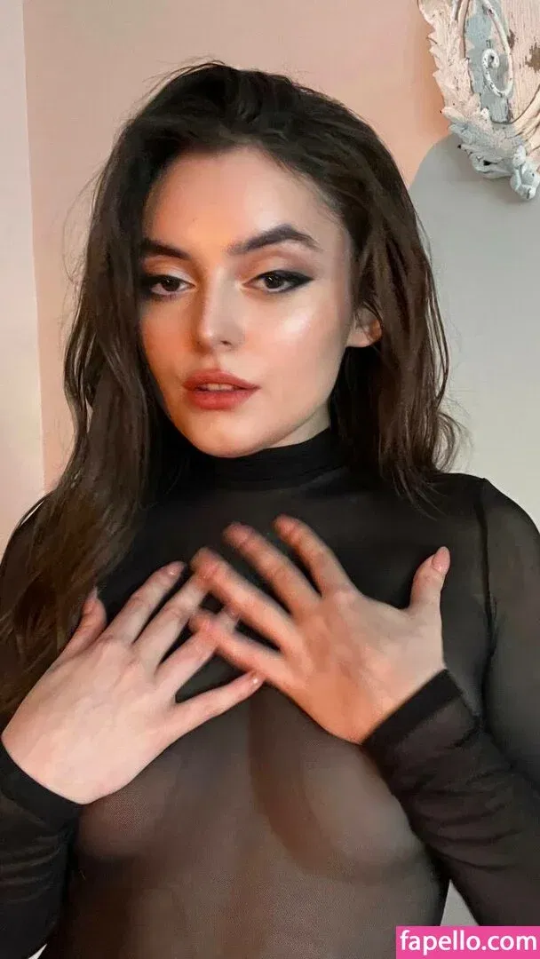 Websamka / webdevva / webgrouher Onlyfans Photo Gallery 