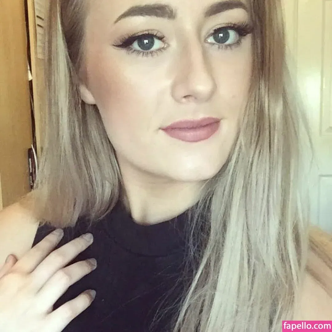 Bobbie Ann / bobbieann / bobbieann_11 Onlyfans Photo Gallery 