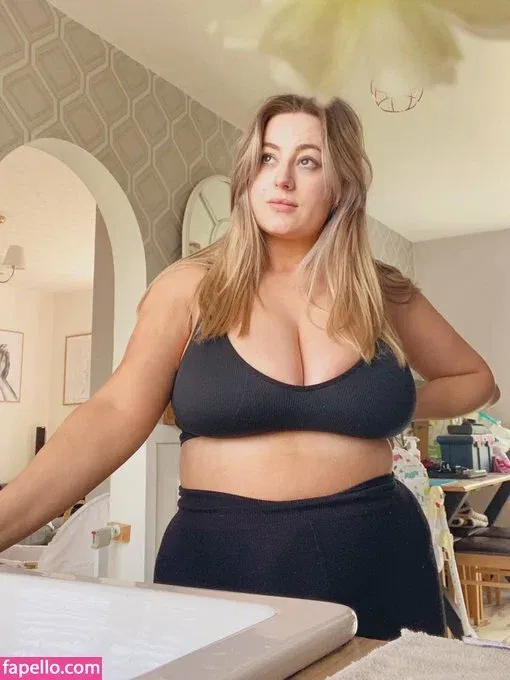 Bobbie Ann / bobbieann / bobbieann_11 Onlyfans Photo Gallery 