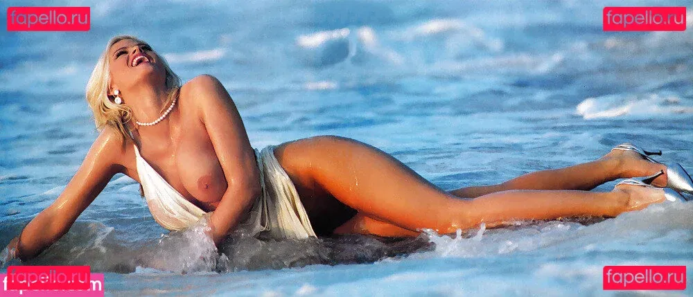 Anna Nicole Smith Onlyfans Photo Gallery 