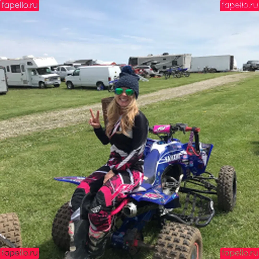 Meet Madden / maddendeegan / meet.madden_ Onlyfans Photo Gallery 