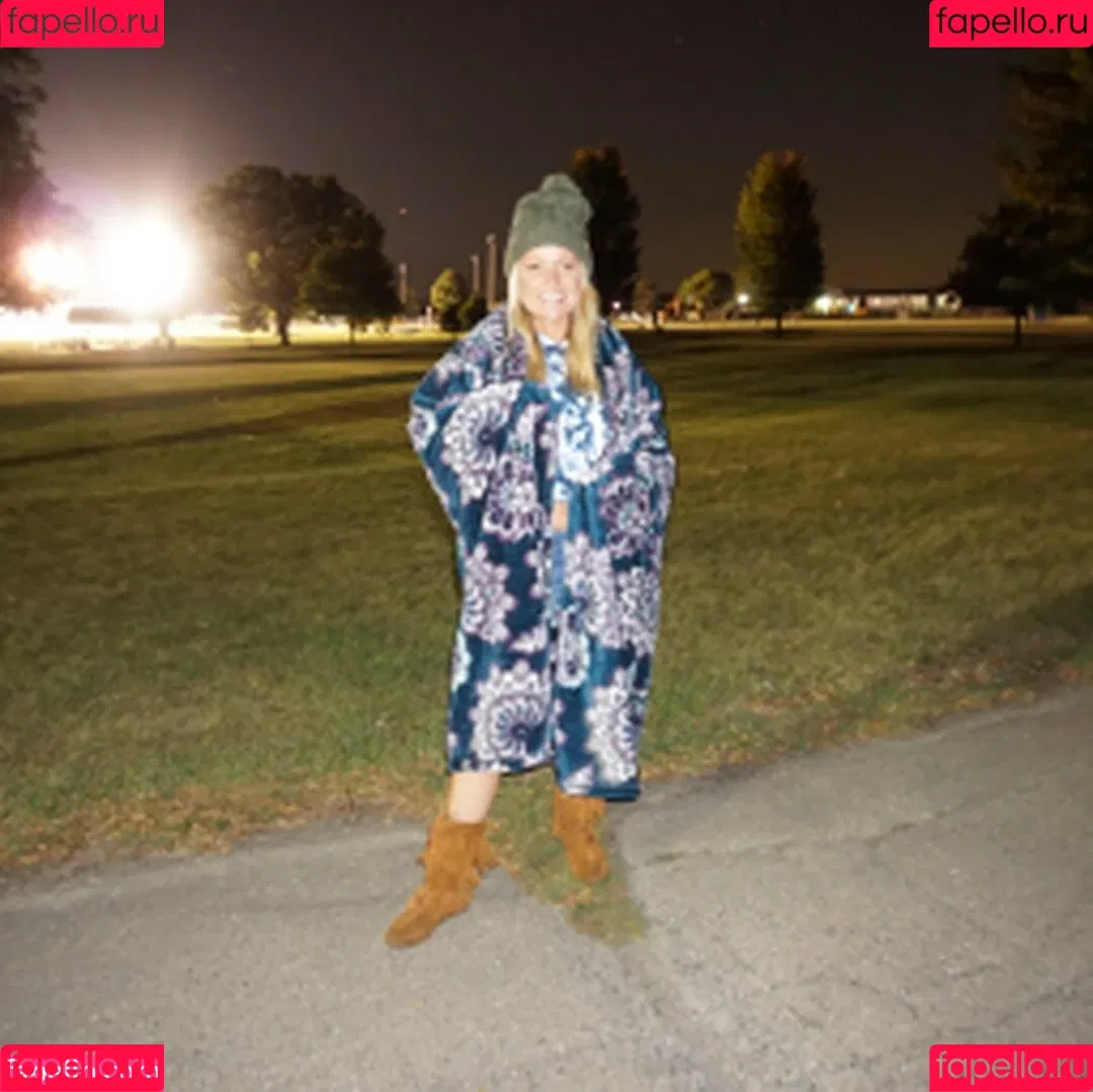 Meet Madden / maddendeegan / meet.madden_ Onlyfans Photo Gallery 