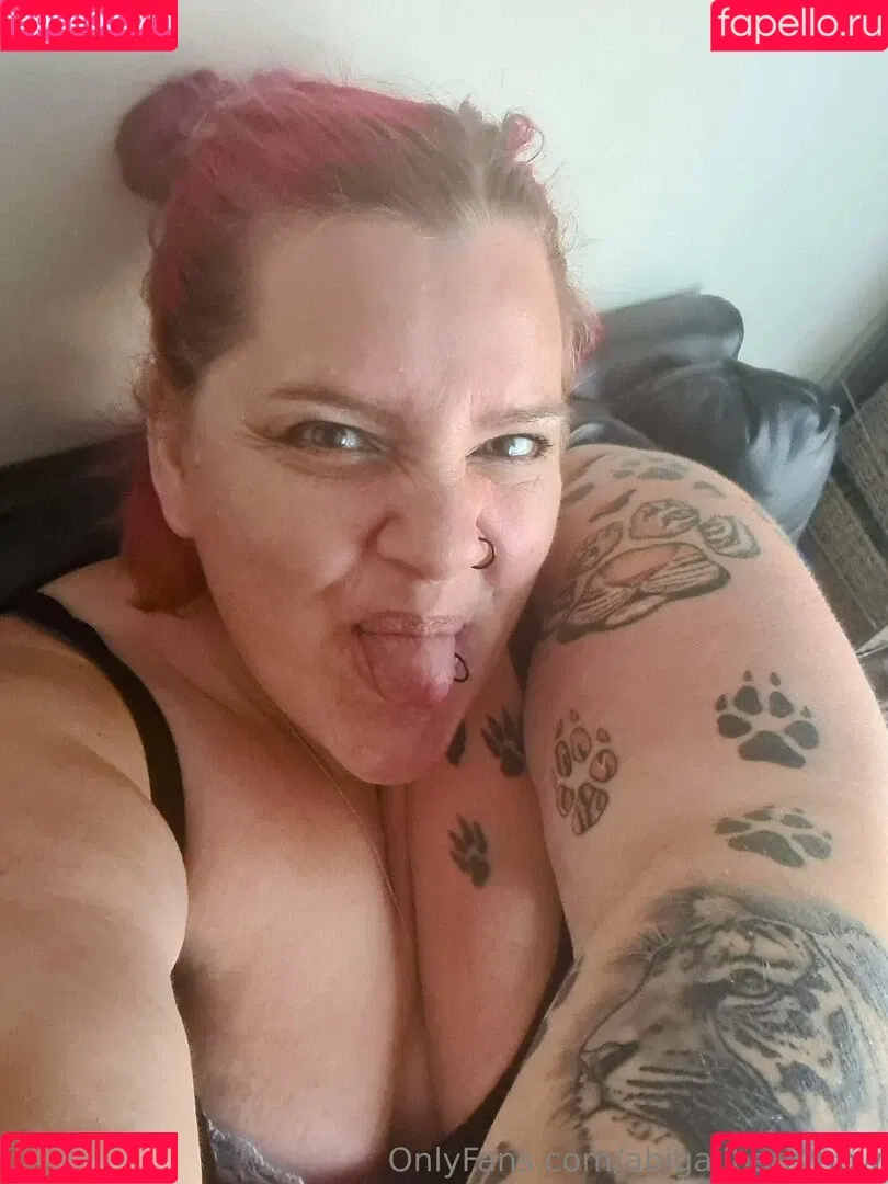 abigail_barry_1 / abigailbarrybbw Onlyfans Photo Gallery 