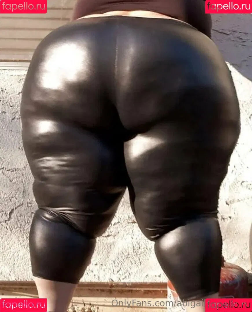 abigail_barry_1 / abigailbarrybbw Onlyfans Photo Gallery 