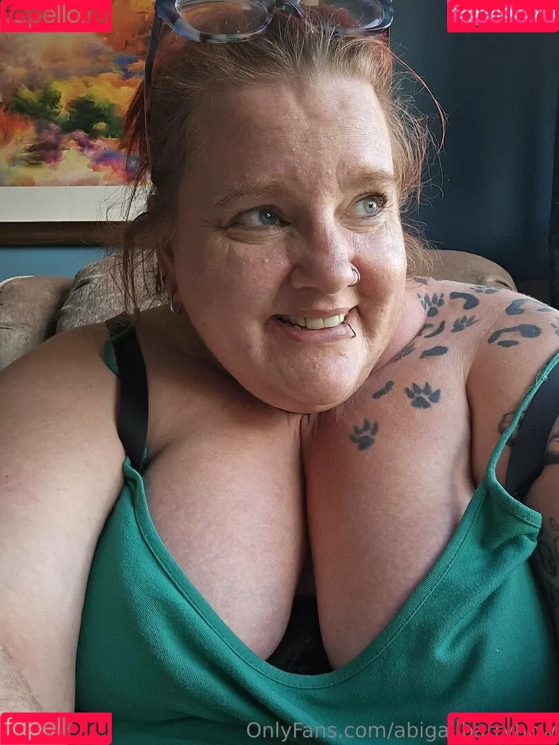 abigail_barry_1 / abigailbarrybbw Onlyfans Photo Gallery 