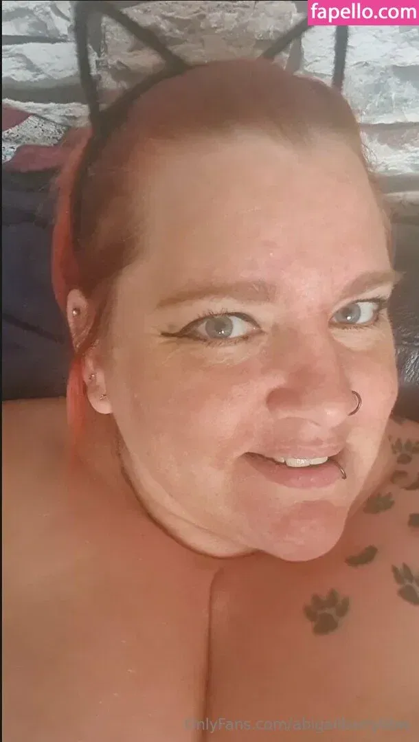 abigail_barry_1 / abigailbarrybbw Onlyfans Photo Gallery 
