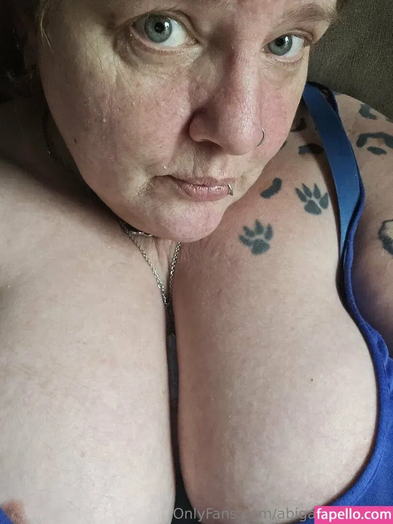 abigail_barry_1 / abigailbarrybbw Onlyfans Photo Gallery 