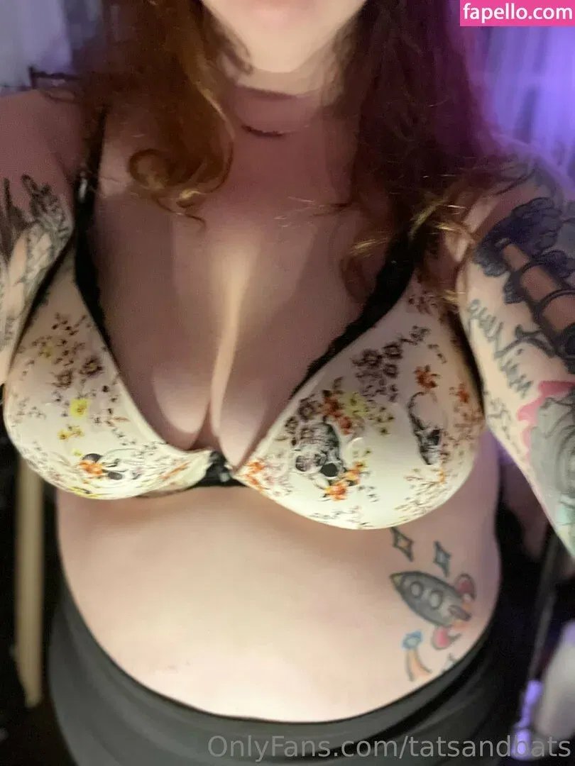 tatsandbats / tatsandcats22 Onlyfans Photo Gallery 