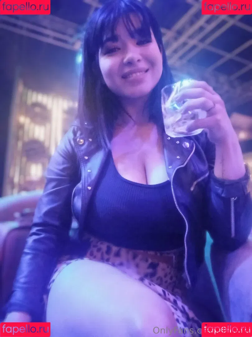 vetana / vetana_consultants Onlyfans Photo Gallery 