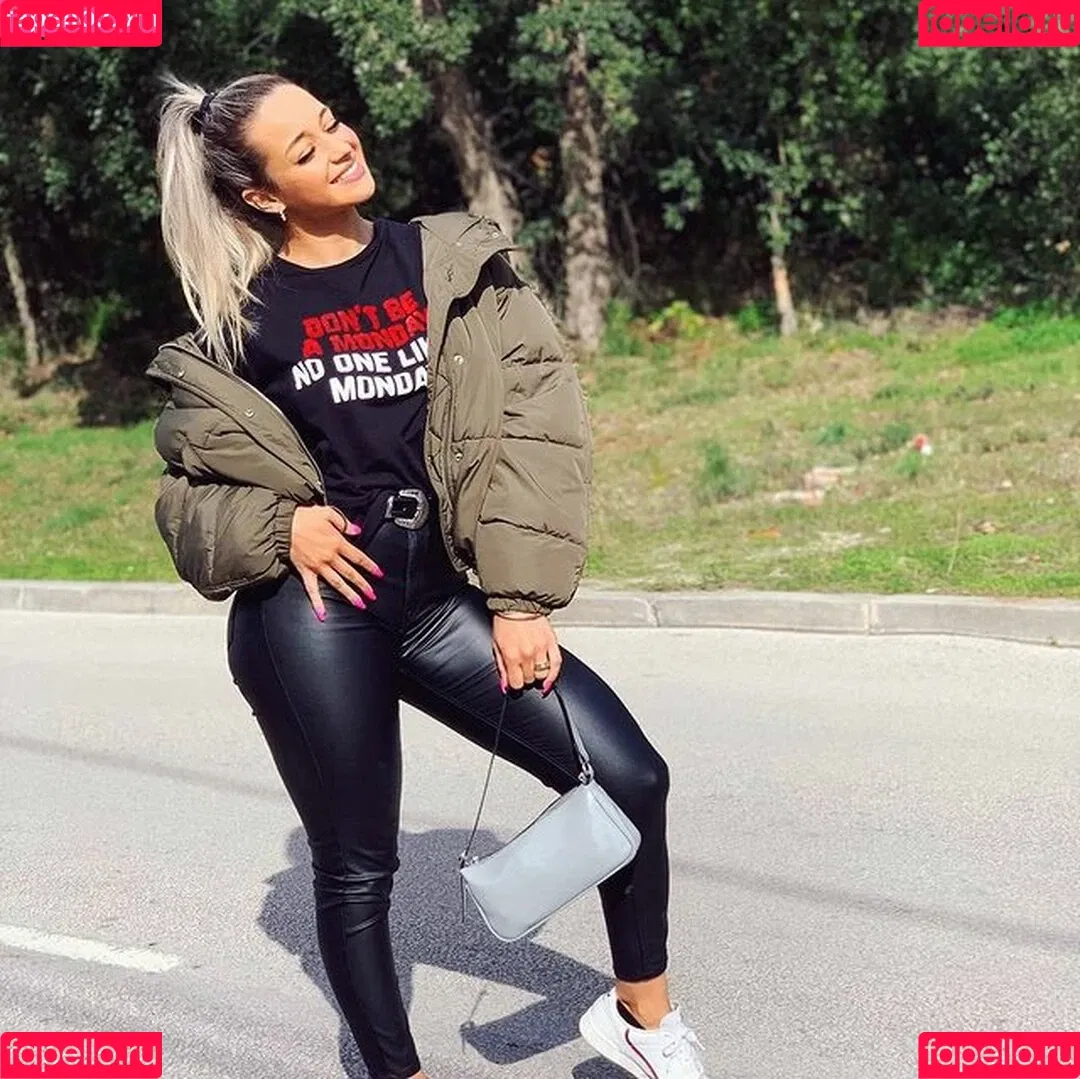 Catsoares / catiasoaresyes Onlyfans Photo Gallery 