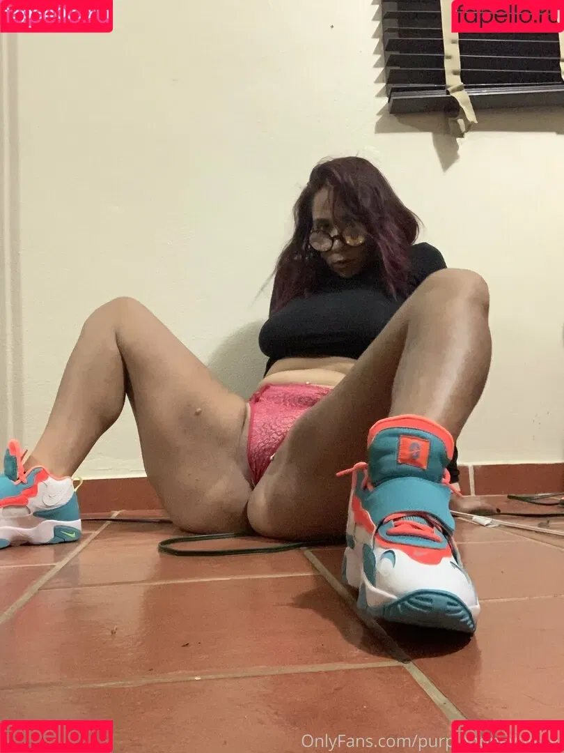 goddessxlashes / purplehoneydiesel Onlyfans Photo Gallery 