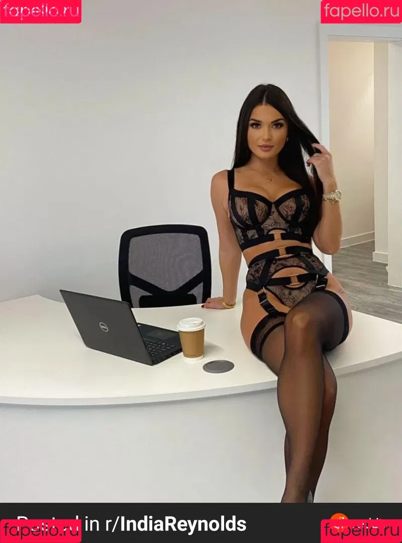 India Reynolds / indiareynolds / lovefromreyn Onlyfans Photo Gallery 