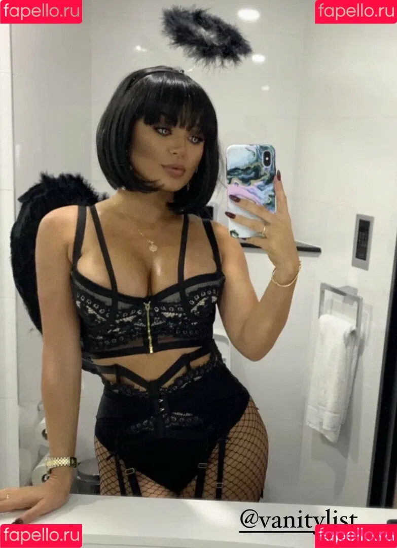 India Reynolds / indiareynolds / lovefromreyn Onlyfans Photo Gallery 