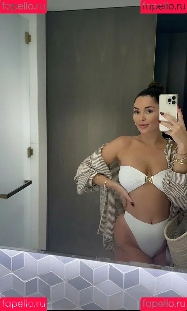 India Reynolds / indiareynolds / lovefromreyn Onlyfans Photo Gallery 